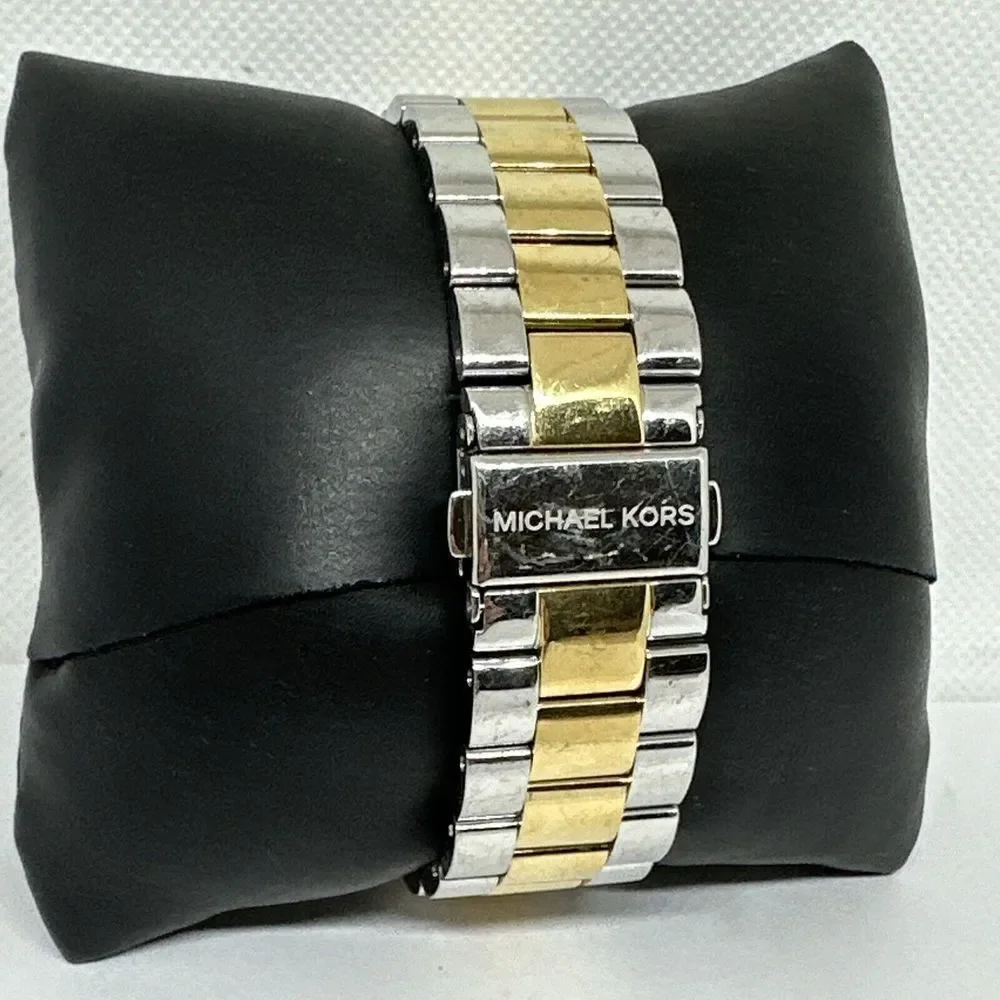 Michael Kors Slim Runway MK3479 Women's Stainless Steel Analog Dial Watch NUL47
